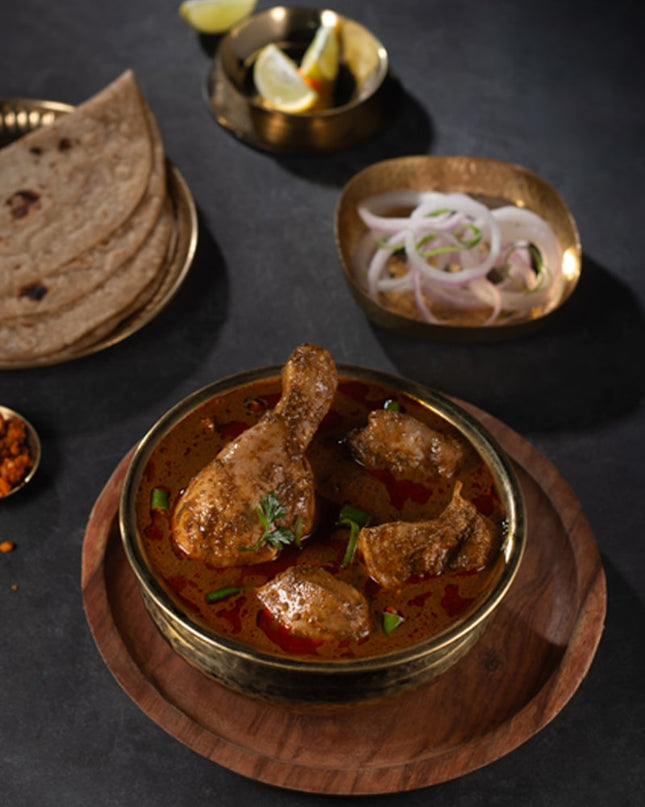 Solapuri Kala Chicken Rassa Masala